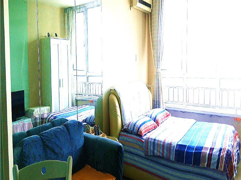 hotelPic