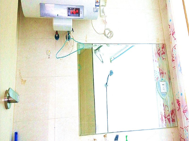 hotelPic
