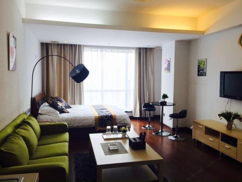 hotelPic