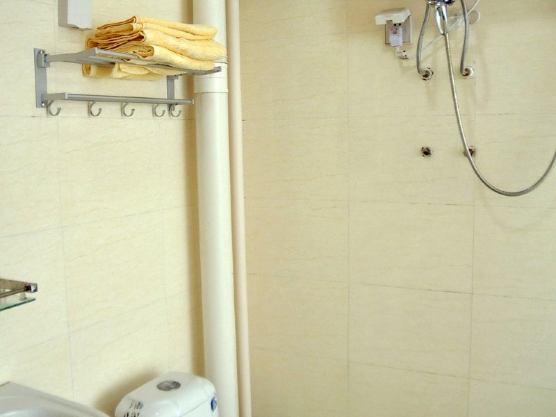 hotelPic