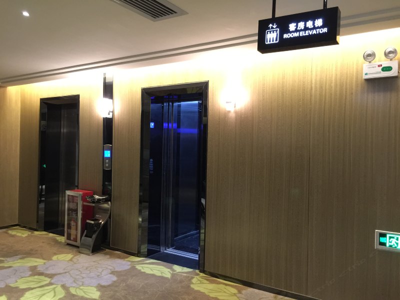 酒店大堂
