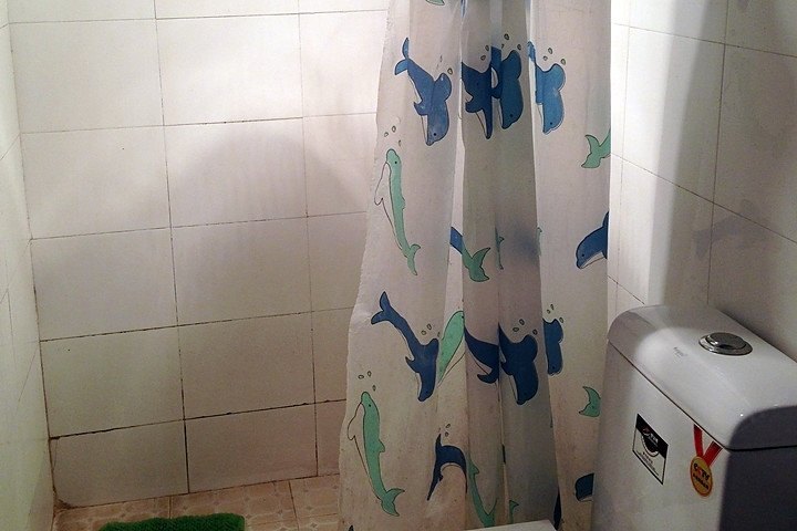 hotelPic