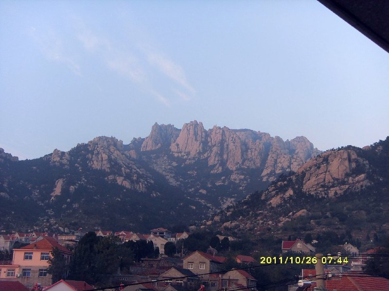 hotelPic