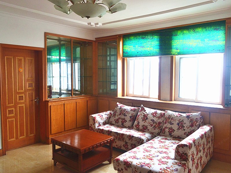 hotelPic