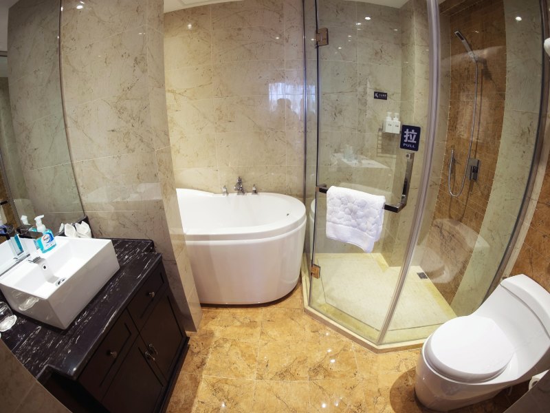 hotelPic