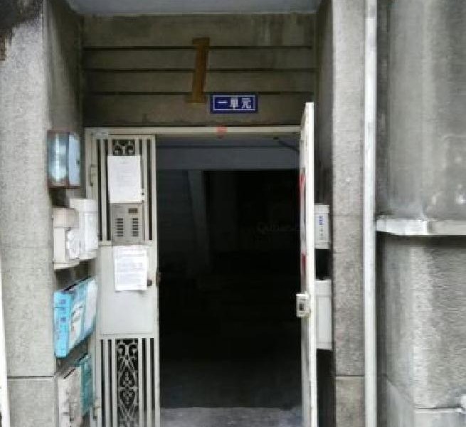 逸家客栈(成都华西口腔店)