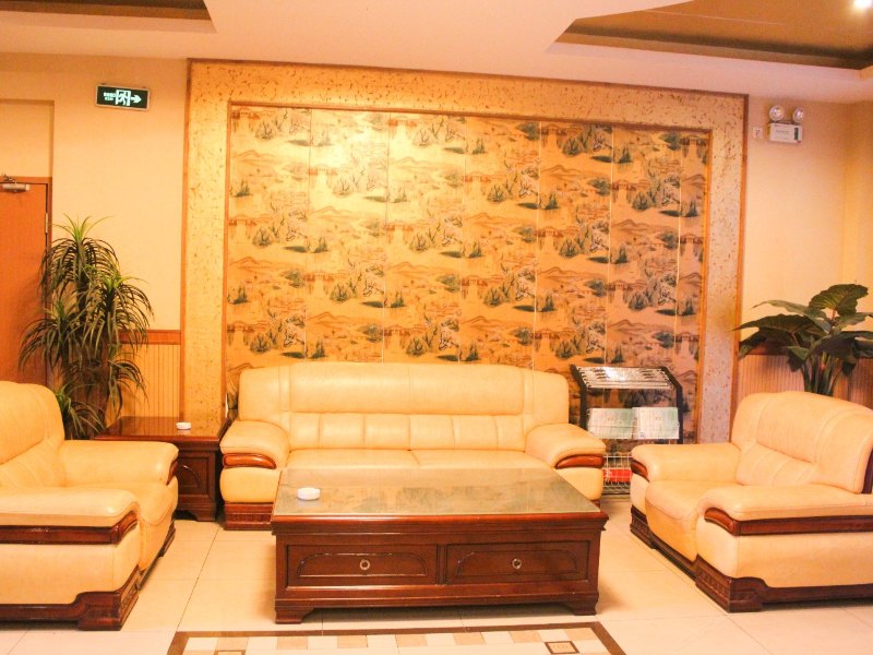 hotelPic