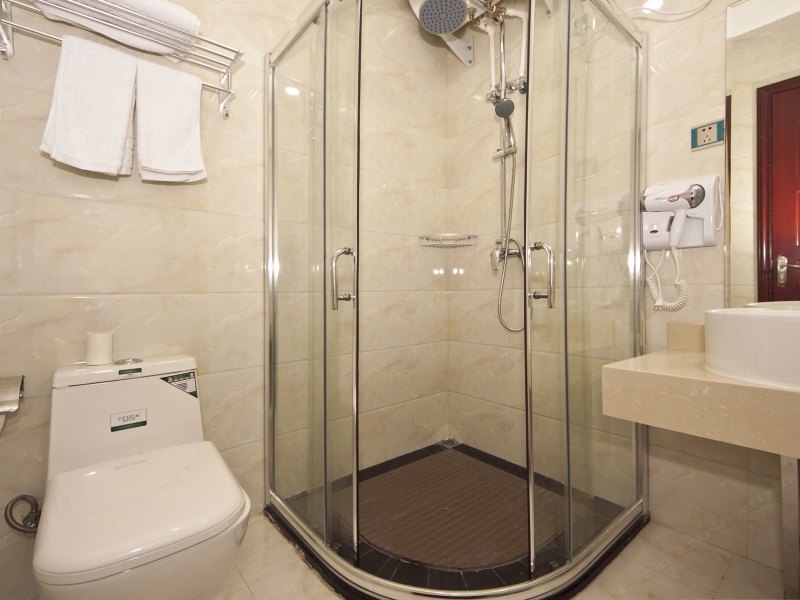 hotelPic