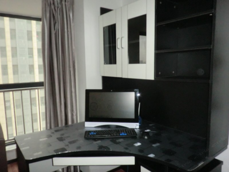hotelPic