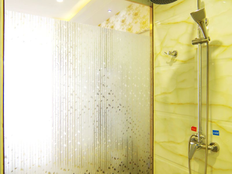 hotelPic