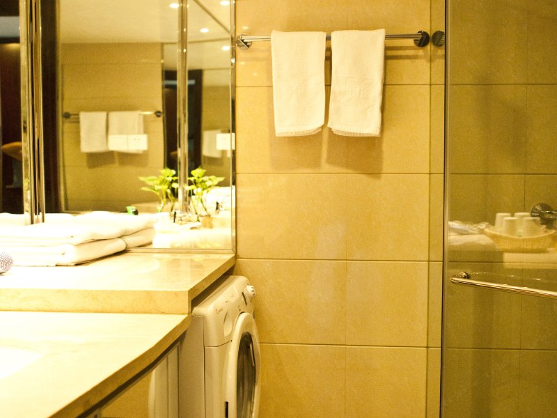 hotelPic