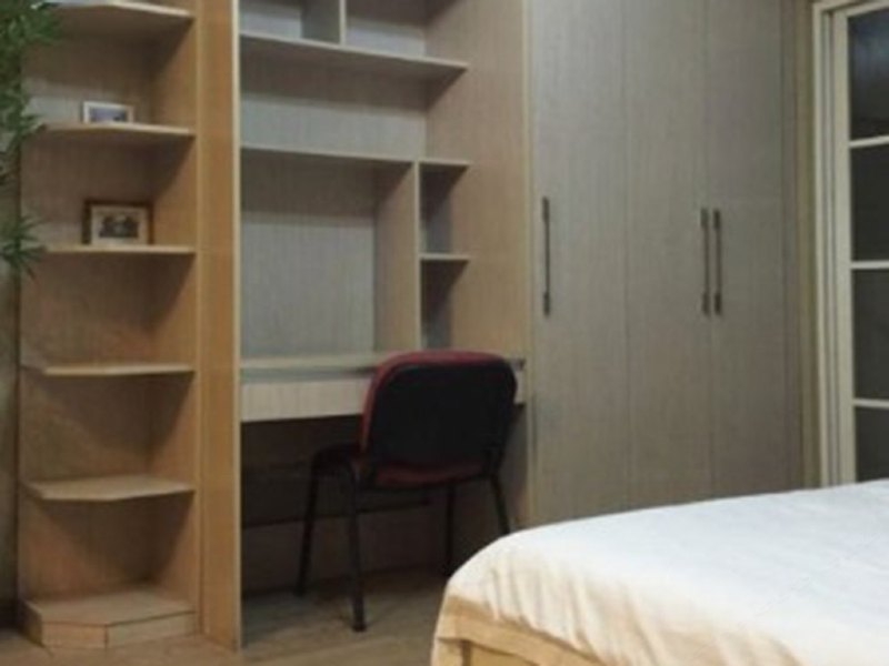 hotelPic