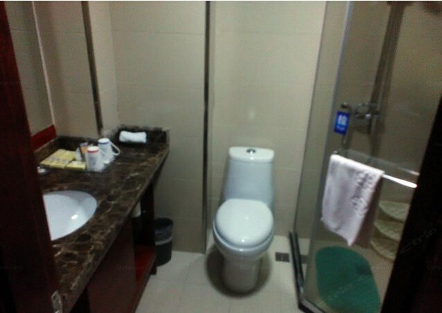 hotelPic