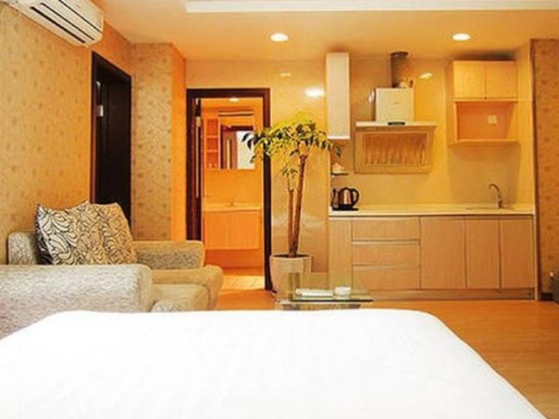 hotelPic