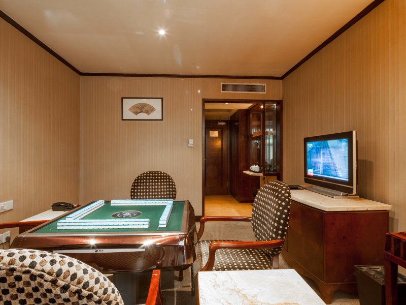 hotelPic