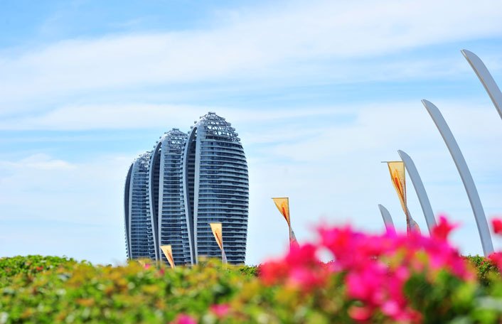 三亚湾凤凰岛奢华度假公寓