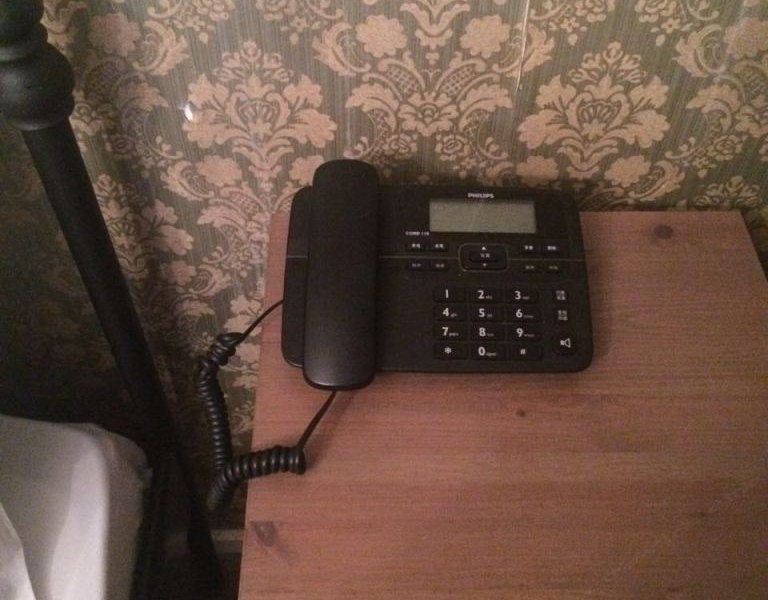 hotelPic