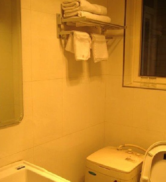 hotelPic