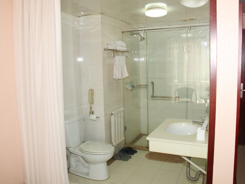 hotelPic