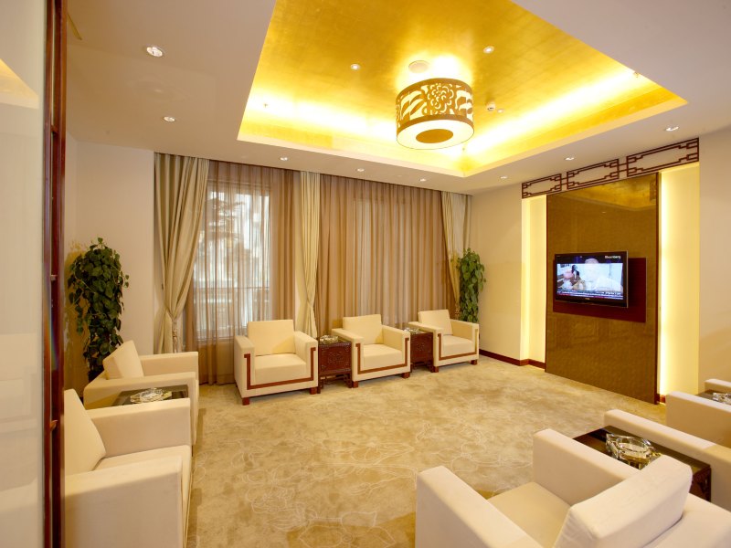 hotelPic