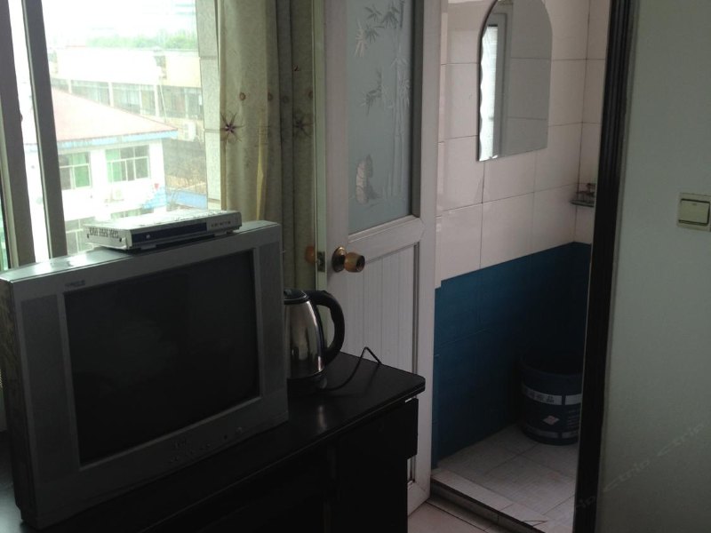 hotelPic