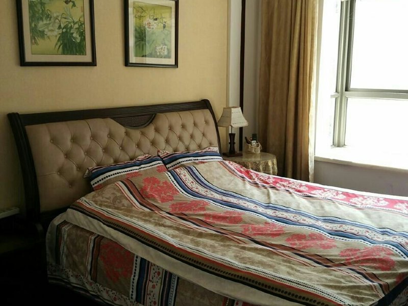 hotelPic