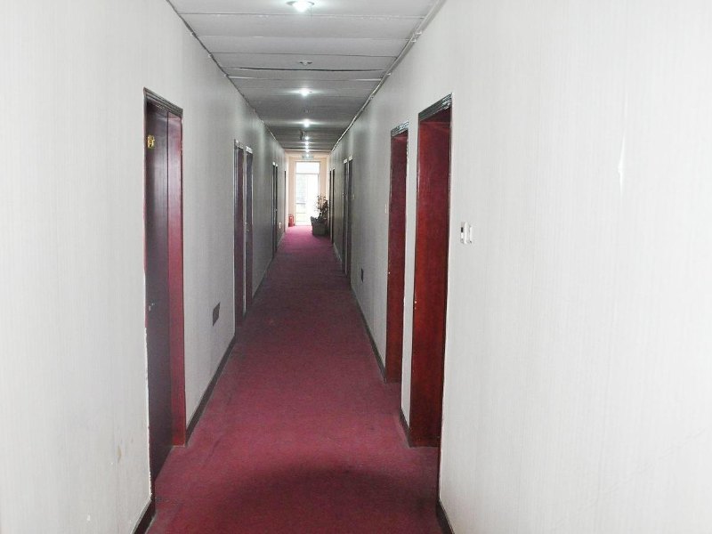 hotelPic
