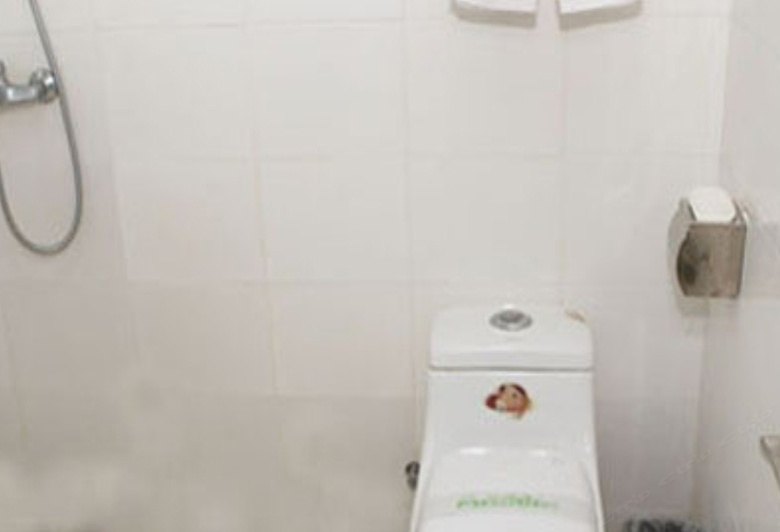 hotelPic