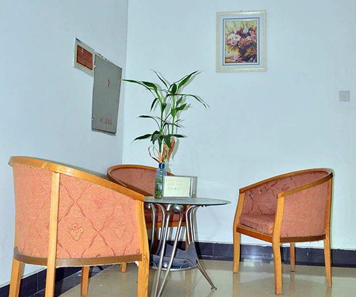 hotelPic
