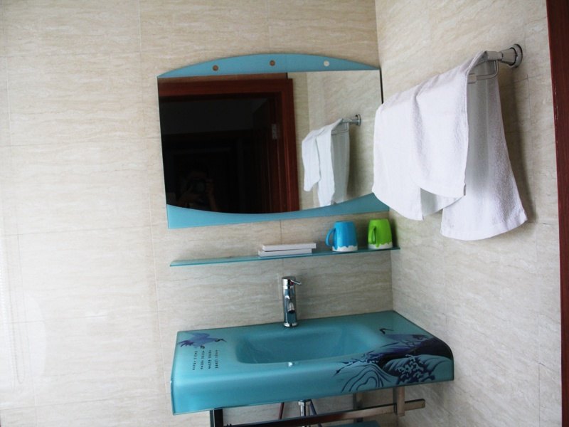 hotelPic