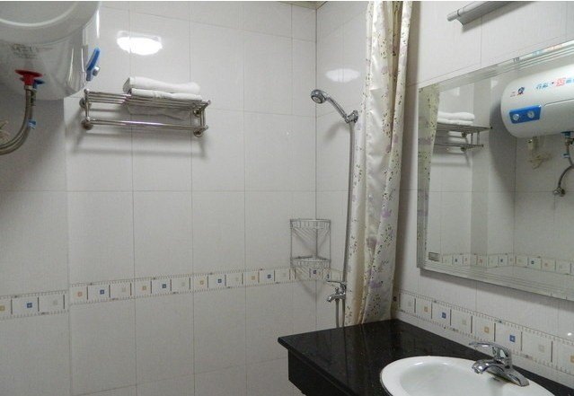 hotelPic