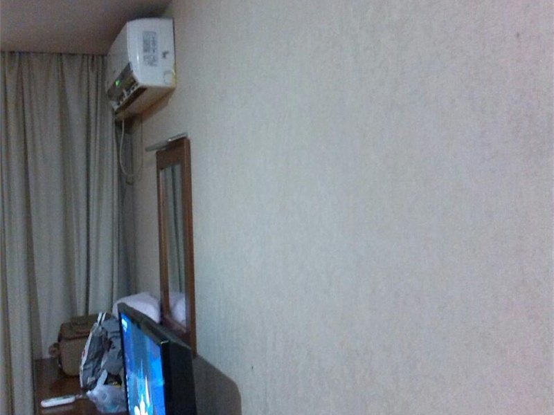 hotelPic