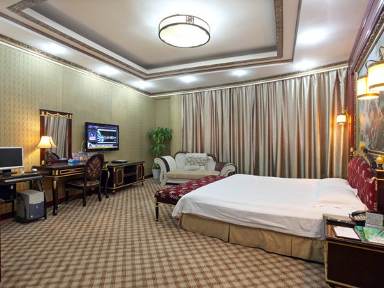 hotelPic