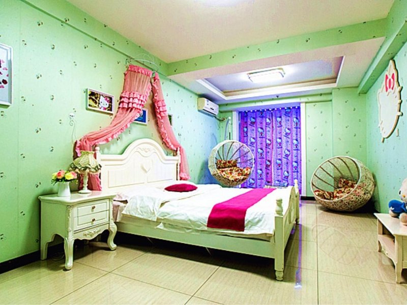 hotelPic