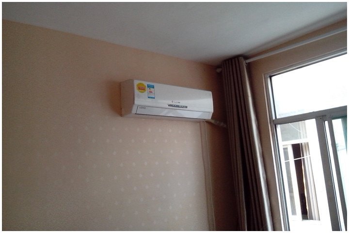 hotelPic