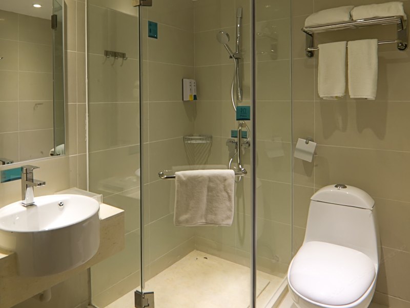 hotelPic