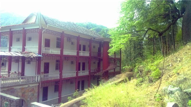 三清山上饶三清山汾水度假山庄