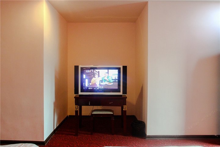 hotelPic
