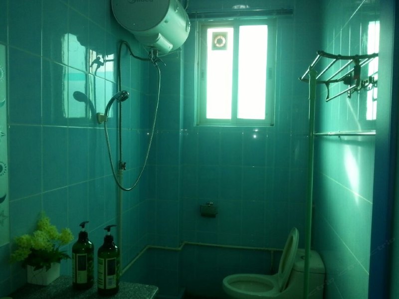 hotelPic