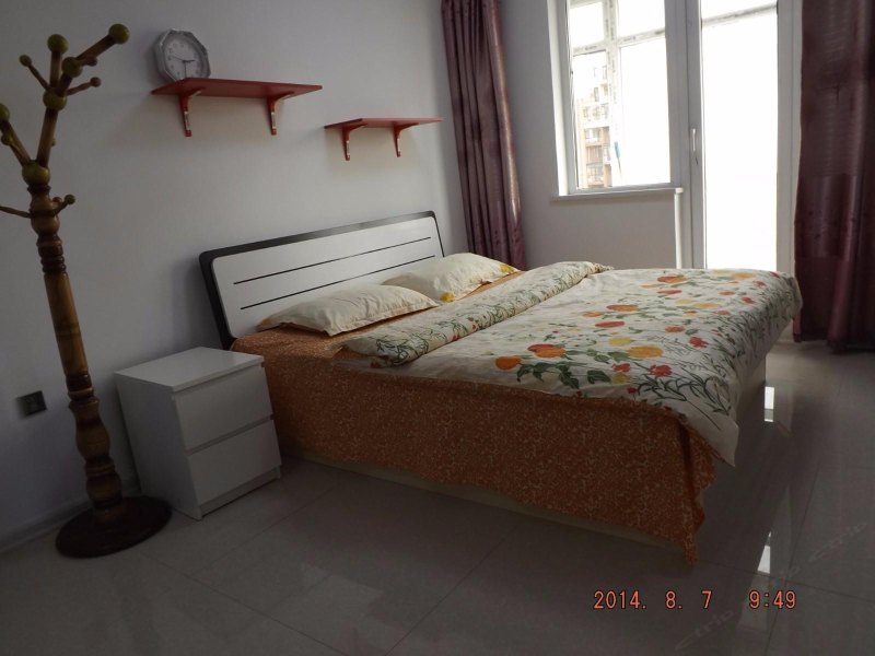 hotelPic