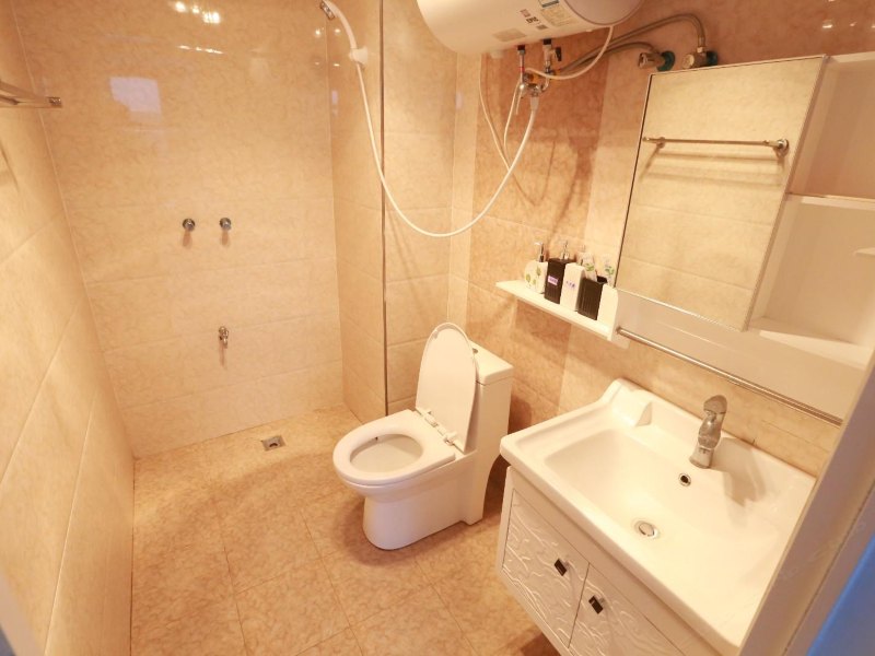 hotelPic