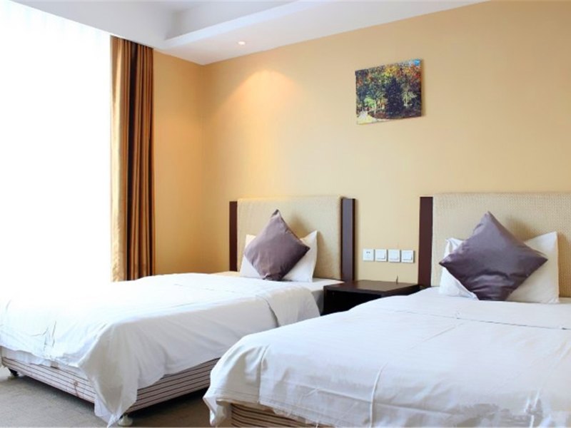 hotelPic