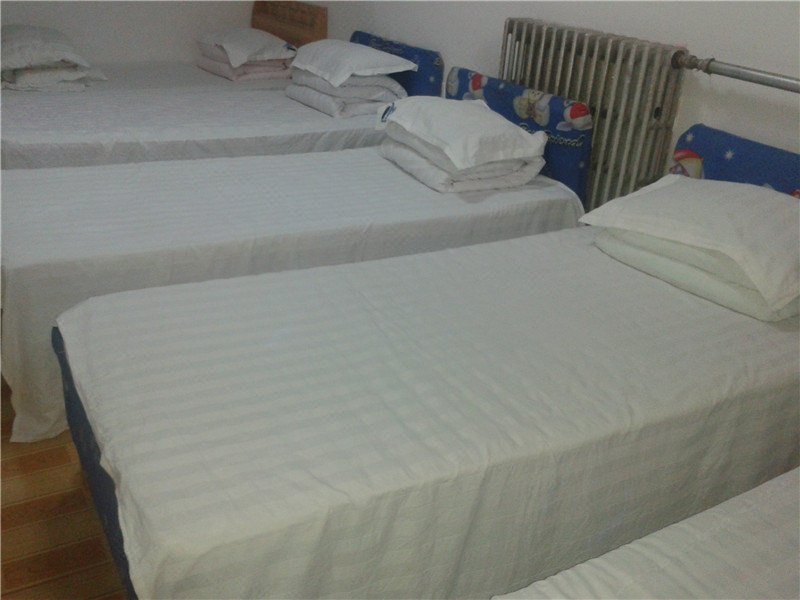 hotelPic
