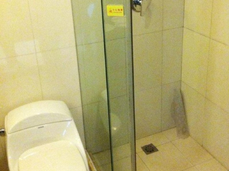 hotelPic