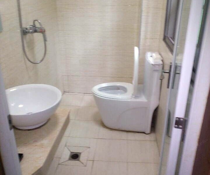 hotelPic