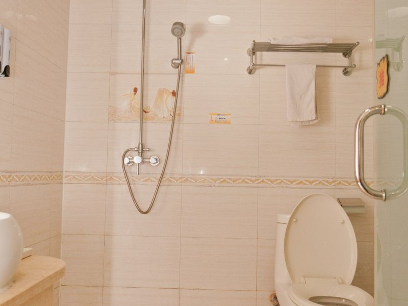 hotelPic