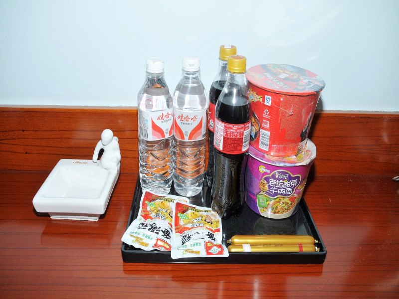hotelPic
