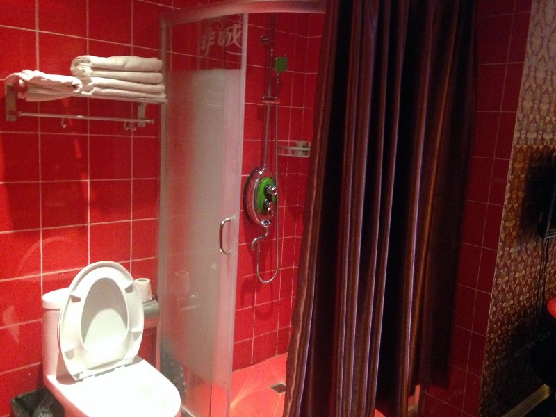 hotelPic
