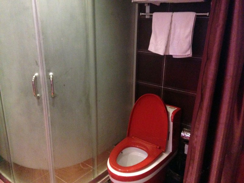 hotelPic