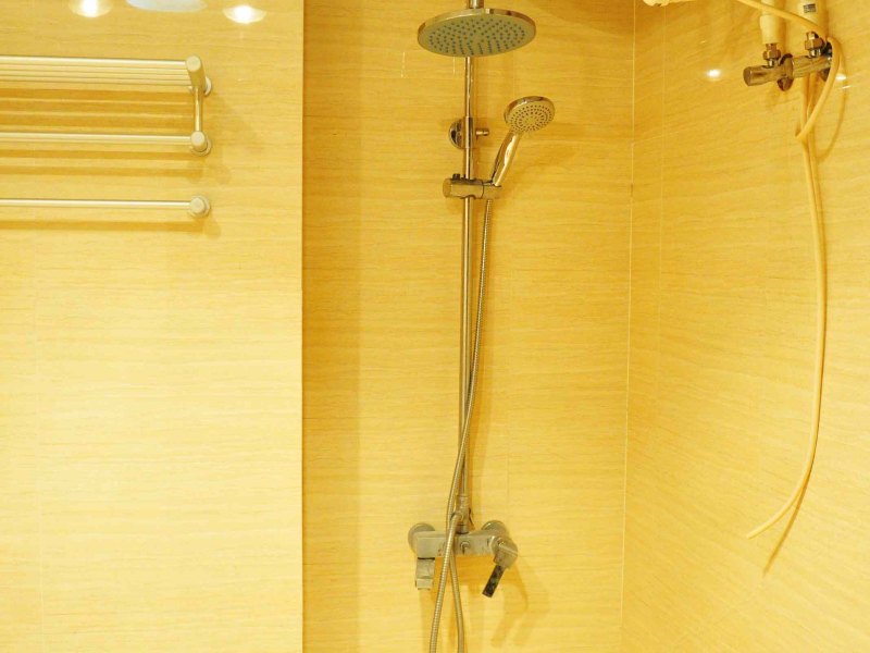 hotelPic